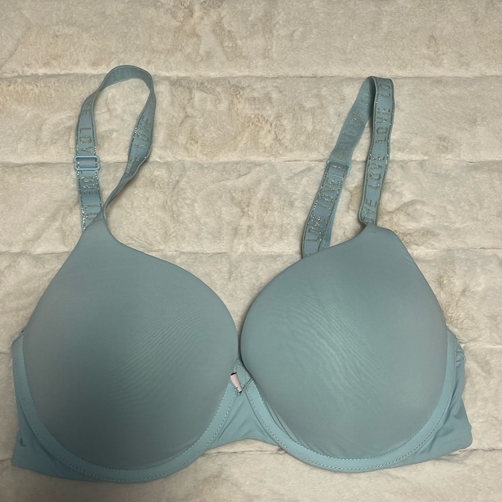 Victoria’s Secret bra